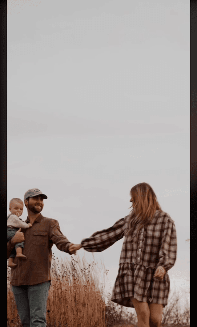 Family Bond π¨βπ©βπ¦βπ¦