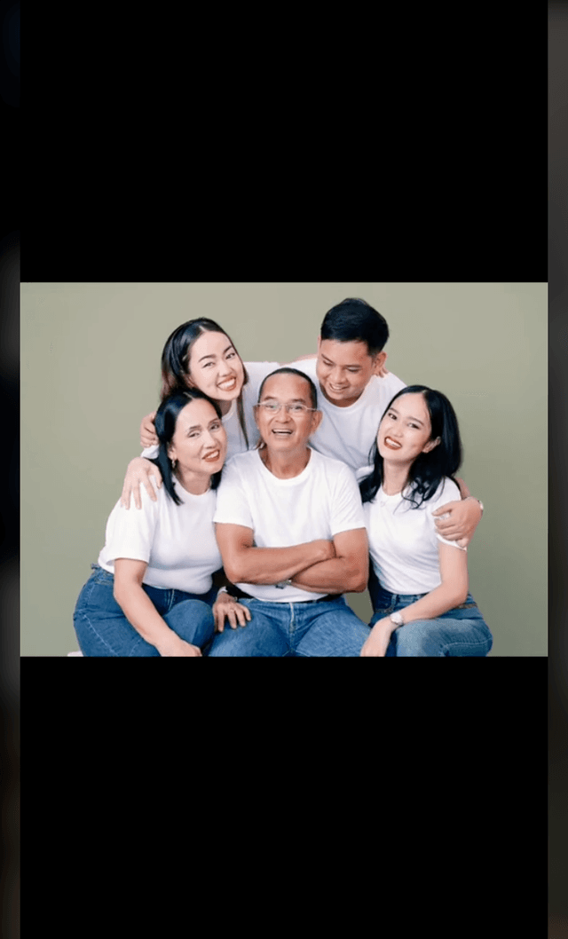 Family Cuddles π€