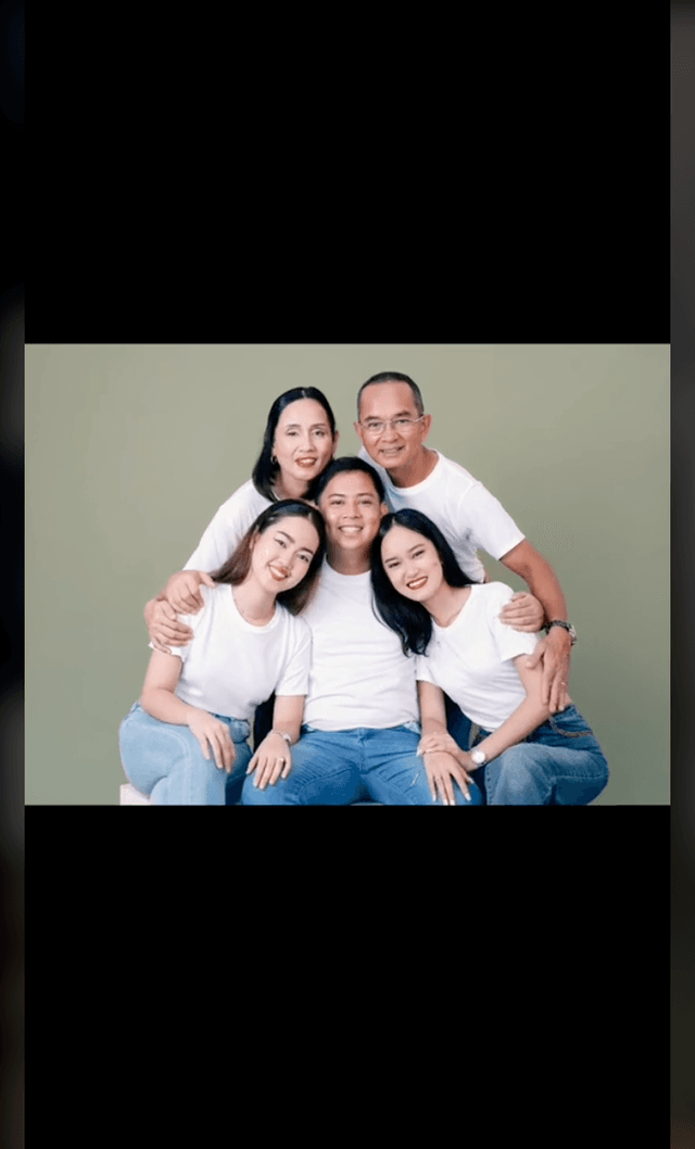 Happy Fam Jam π¨βπ©βπ§βπ¦