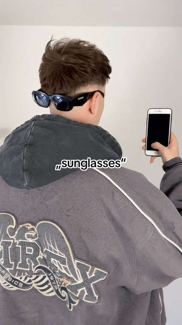 "sunglasses" π