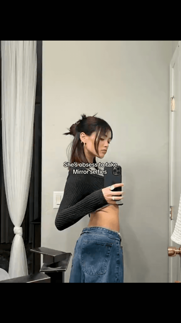 Mirror selfies πΈ_2