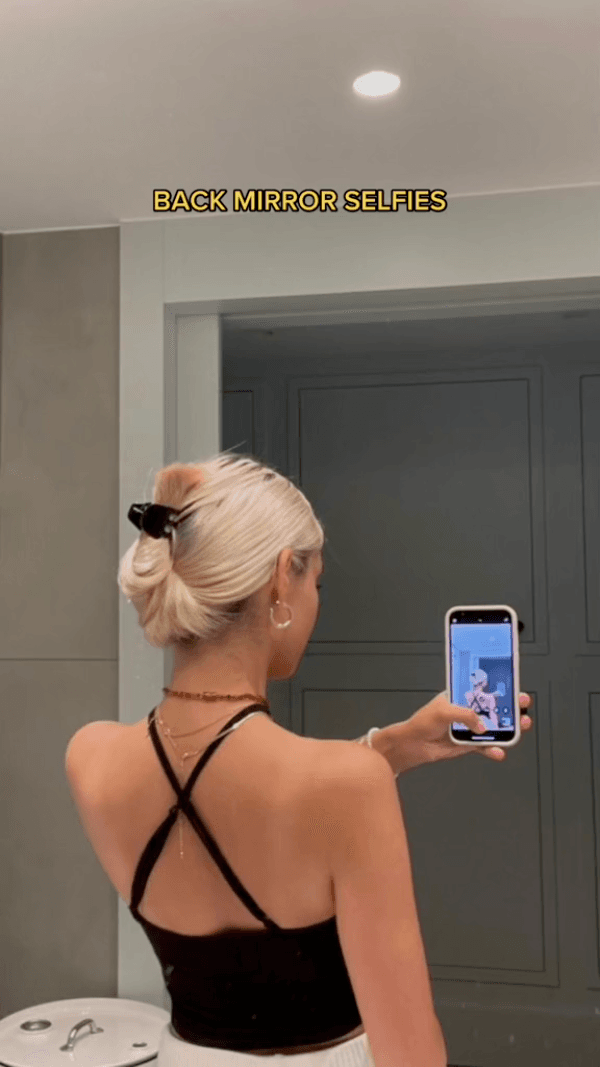 BACK MIRROR SELFIES_2