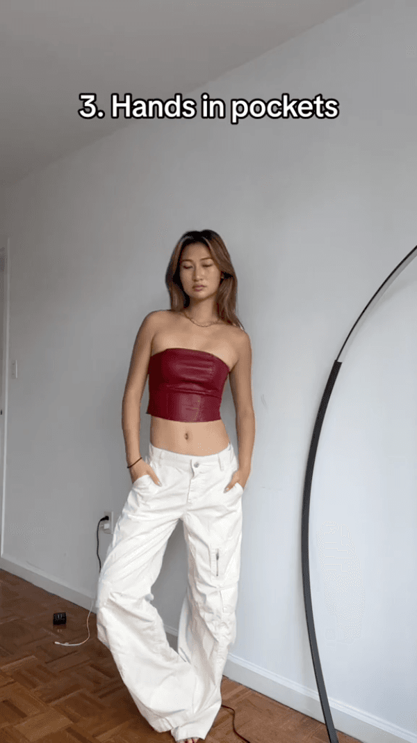 Hands in pockets β¨