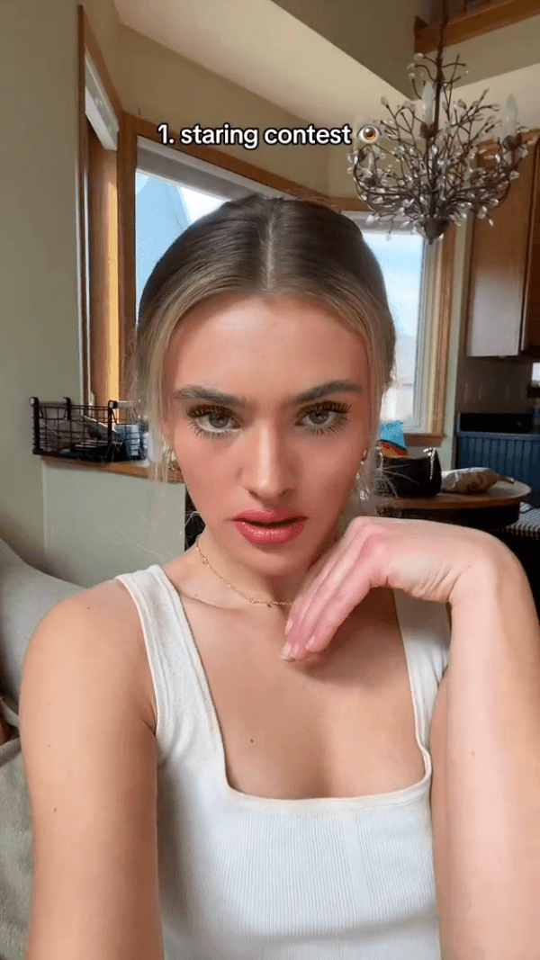 staring contest 👁️