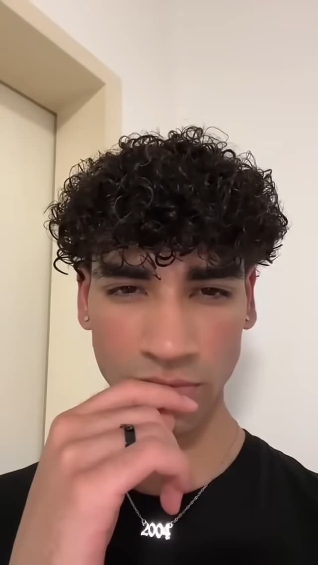 Curly_Mystery ๐ค