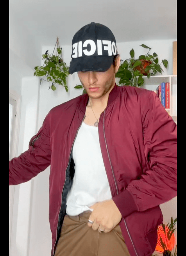 Backwards Style ๐งข