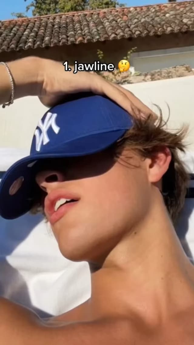 Jawline ๐ค